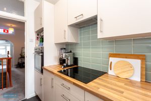 Kitchen- click for photo gallery